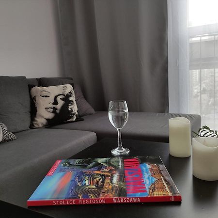 Apartament Rondo Onz Varsovia Exterior foto