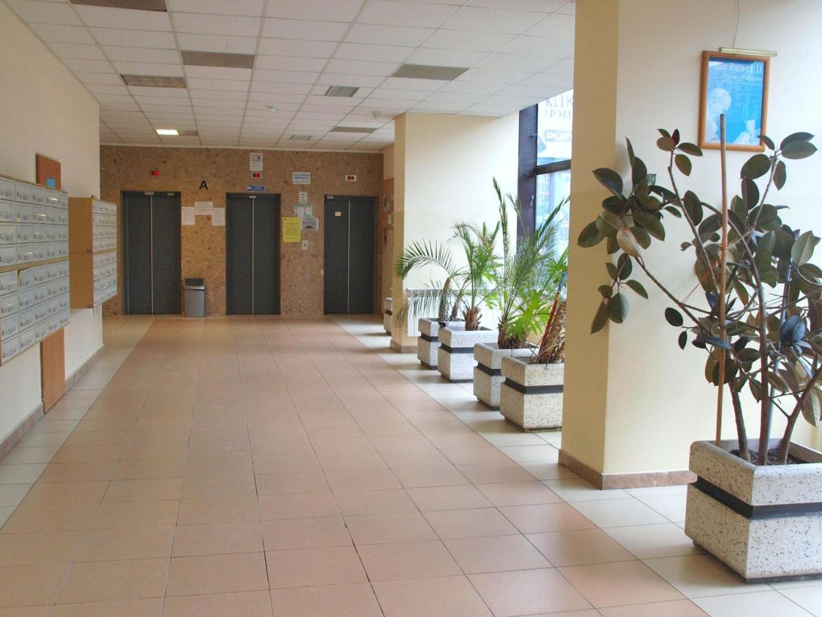 Apartament Rondo Onz Varsovia Exterior foto