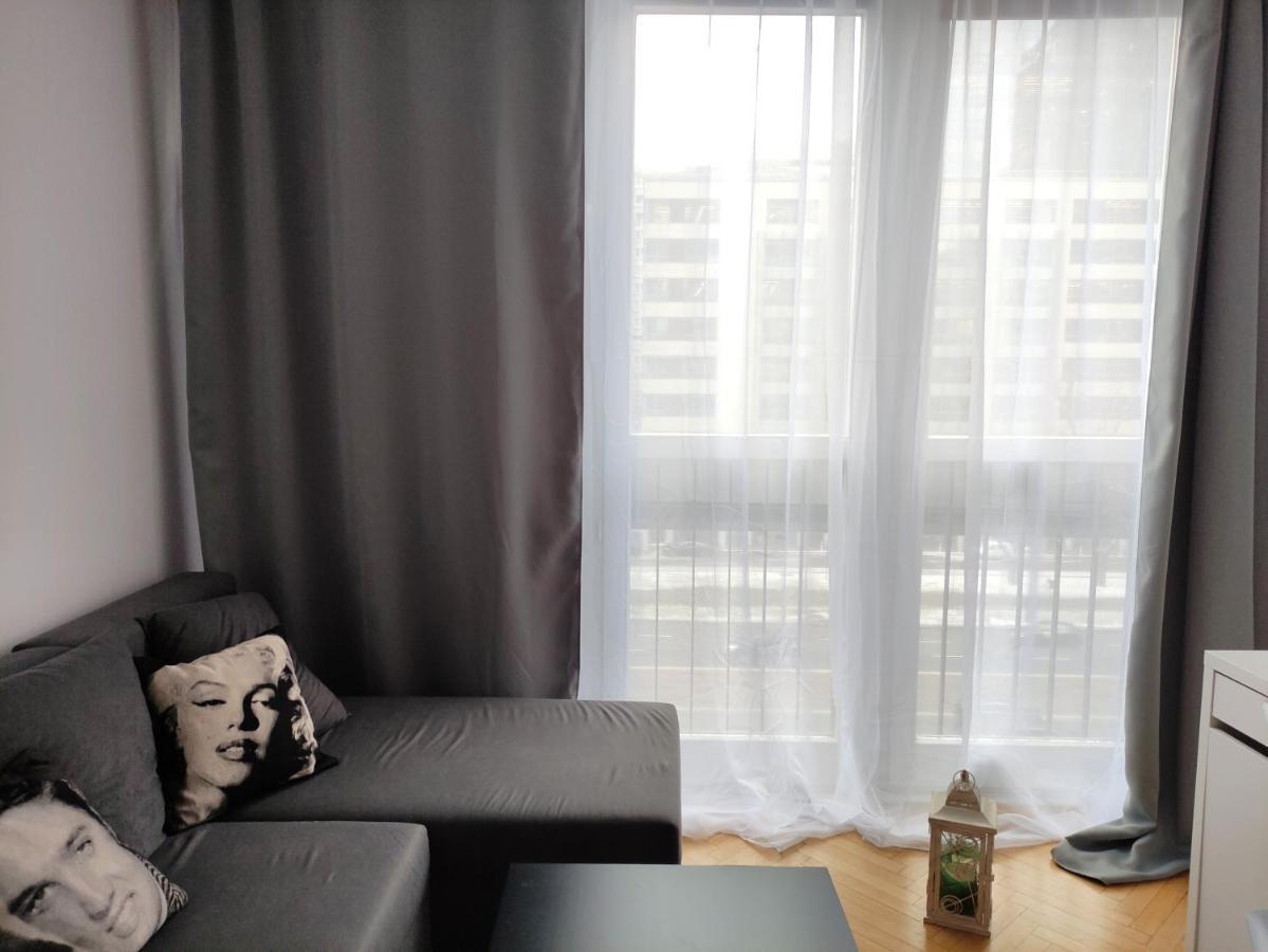 Apartament Rondo Onz Varsovia Exterior foto